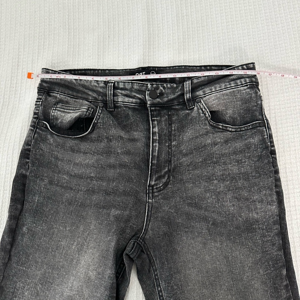 OAT New York Black Straight Leg Jeans with Contrasting Stitching - Picture 4 of 10